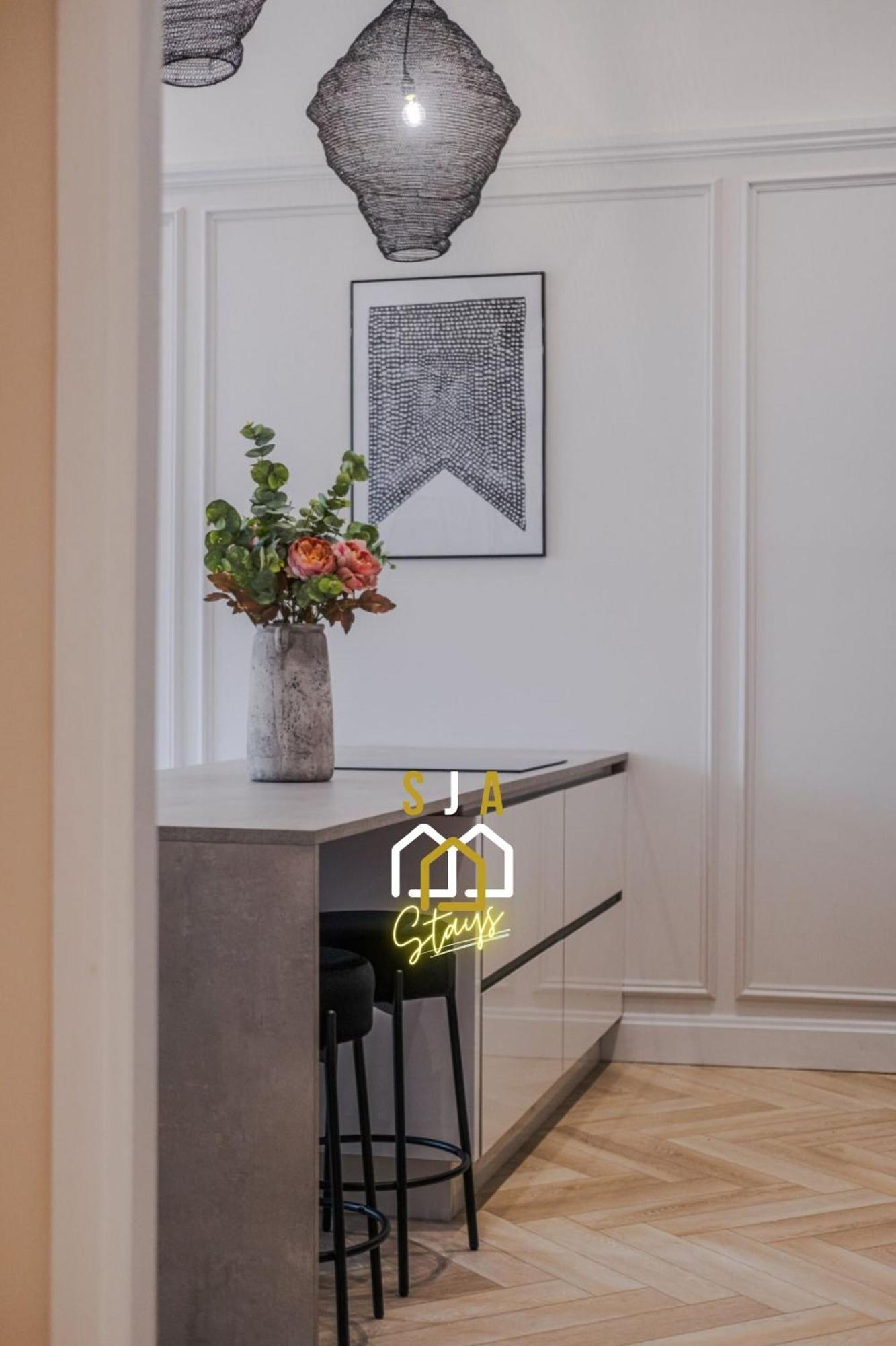 King Street - Sja - Modern 2 Bed Aberdeen