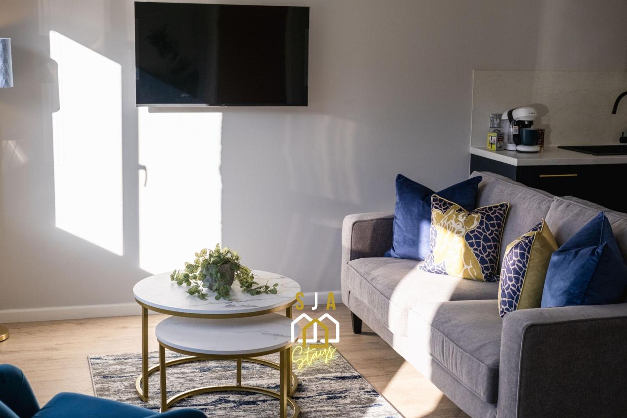 King Street - Sja - Modern 2 Bed * Абердин